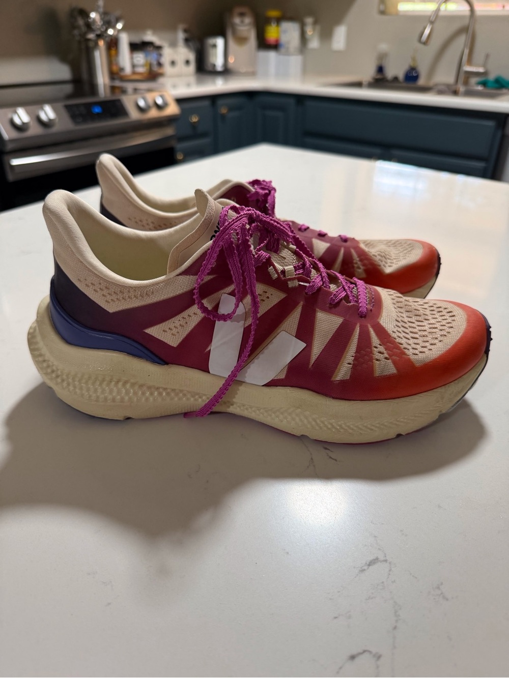 VEJA Condor 3 Running Shoes Women’s Size 9 EU 40 Coral Purple Sneakers